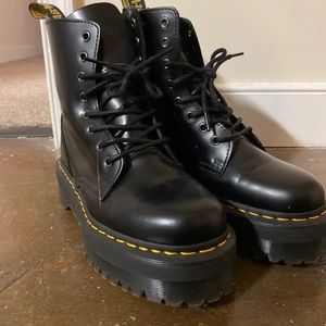 Platform Doc Martens